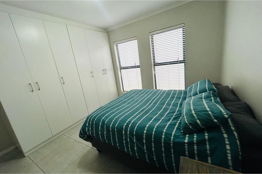 2 Bedroom Property for Sale in Aan de Wijnlanden Western Cape